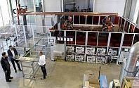 Pressebericht Vollautomatisierte Bolzenschweißroboteranlage